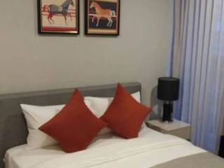 For sale 1 bed condo in Phra Khanong, Bangkok