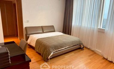 Аренда и продажа 3 спальни кондо в Кхлонг Тоеи, Бангкок