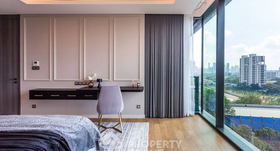 For rent and for sale 1 bed condo in Pathum Wan, Bangkok