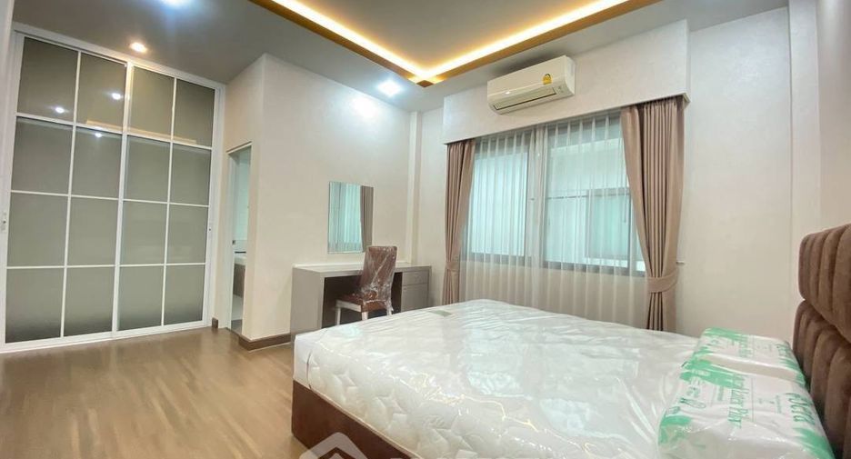 For rent 4 bedrooms house in Prawet, Bangkok