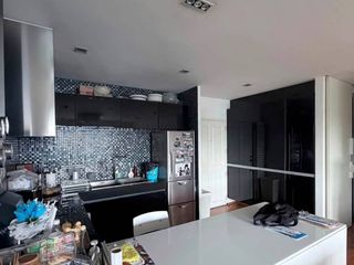 For rent 2 bedrooms condo in Yan Nawa, Bangkok