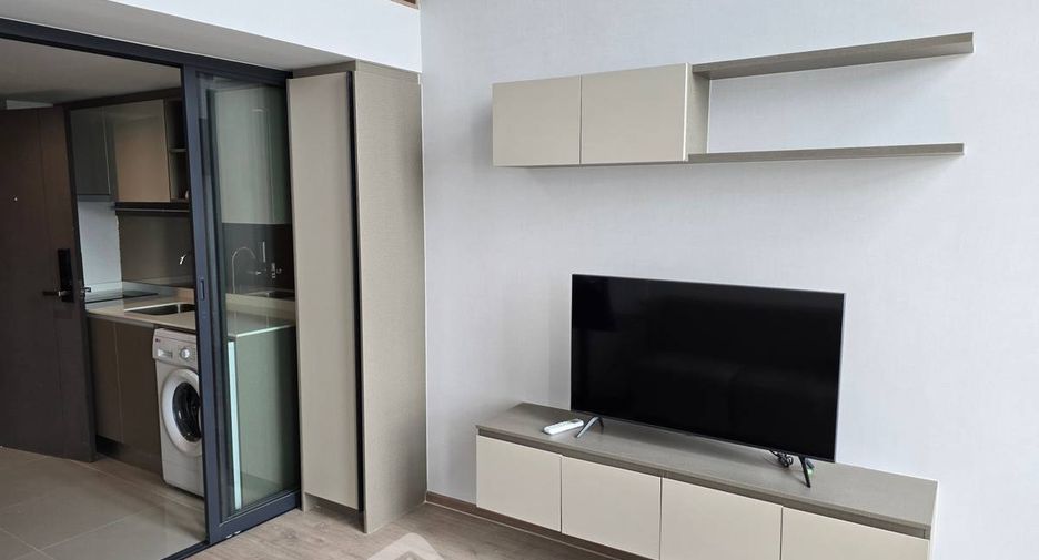 Condo en alquiler de 1 habitaciones en Huai Khwang, Bangkok