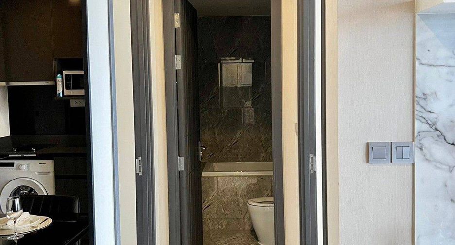 For rent 2 ベッドルーム condo in Khlong Toei, Bangkok
