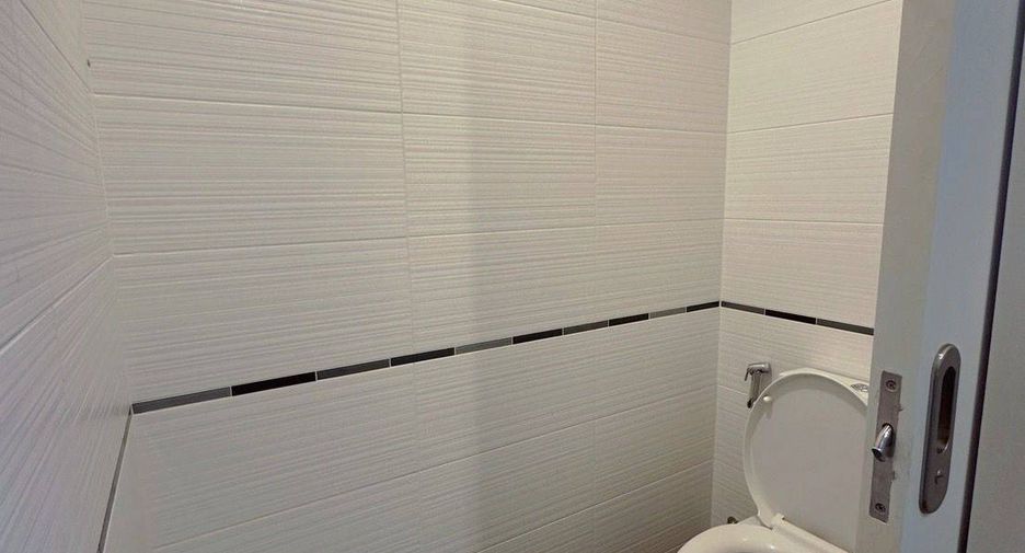Condo en alquiler de 2 habitaciones en Bang Lamung, Chonburi