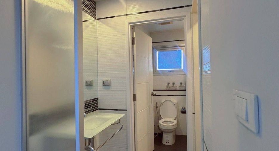 Condo en alquiler de 2 habitaciones en Bang Lamung, Chonburi