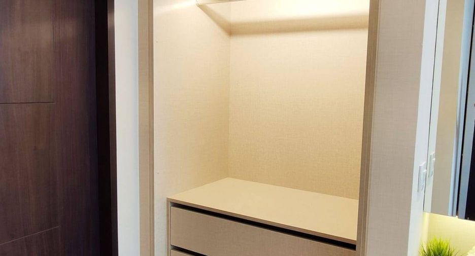 For sale 1 bed condo in Pathum Wan, Bangkok