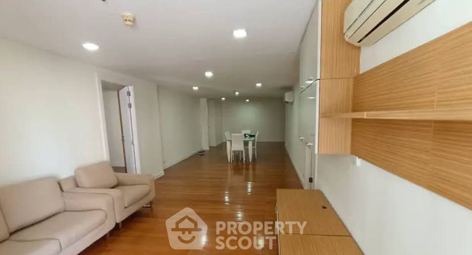 For rent そして for sale 2 ベッドルーム condo in Watthana, Bangkok