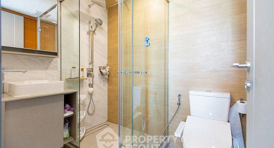 For rent and for sale 2 bedrooms condo in Watthana, Bangkok