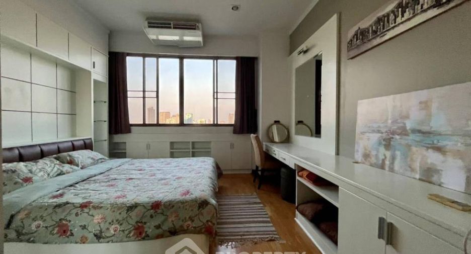 For rent そして for sale 2 ベッドルーム condo in Watthana, Bangkok