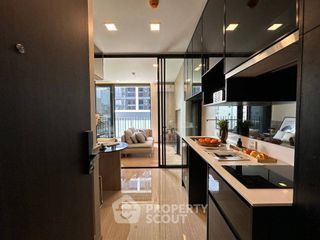 For sale 1 Beds condo in Phaya Thai, Bangkok