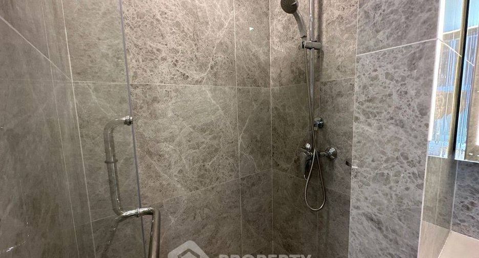 For sale 1 Beds condo in Phaya Thai, Bangkok