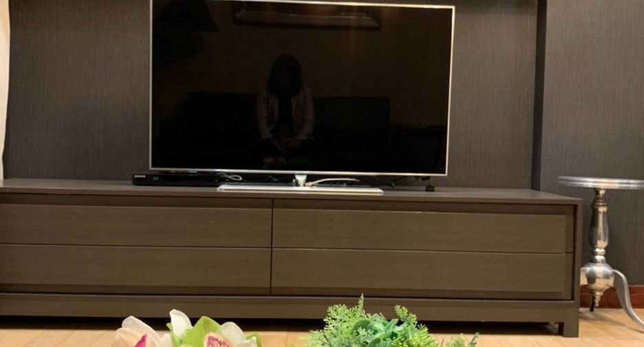 For sale 2 bedrooms condo in Khlong Toei, Bangkok