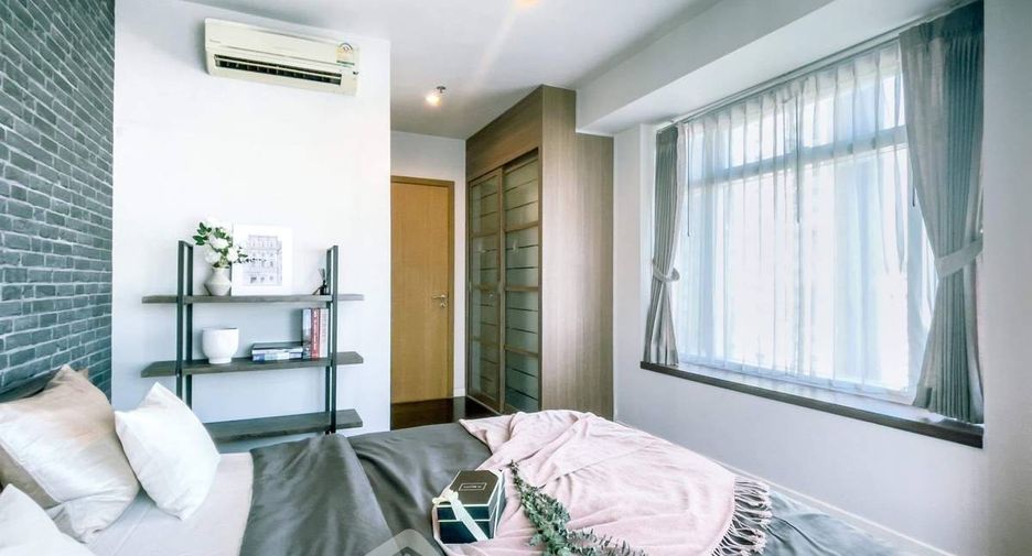 For sale 1 bed condo in Watthana, Bangkok