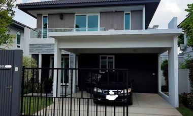 For sale 3 ベッドルーム house in Lat Krabang, Bangkok