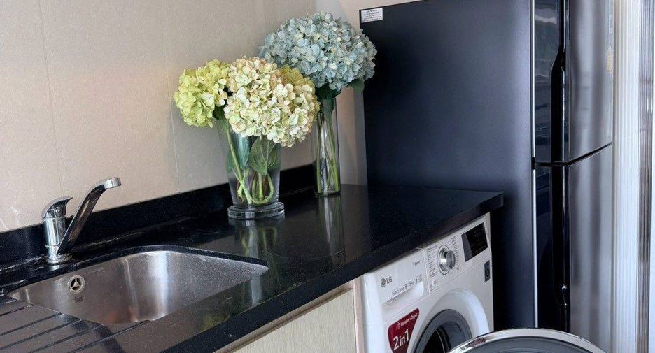 À vendre 1 chambre condo à Sathon, Bangkok