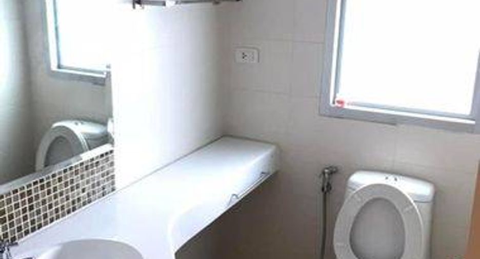 For sale 2 bedrooms condo in Bang Sue, Bangkok