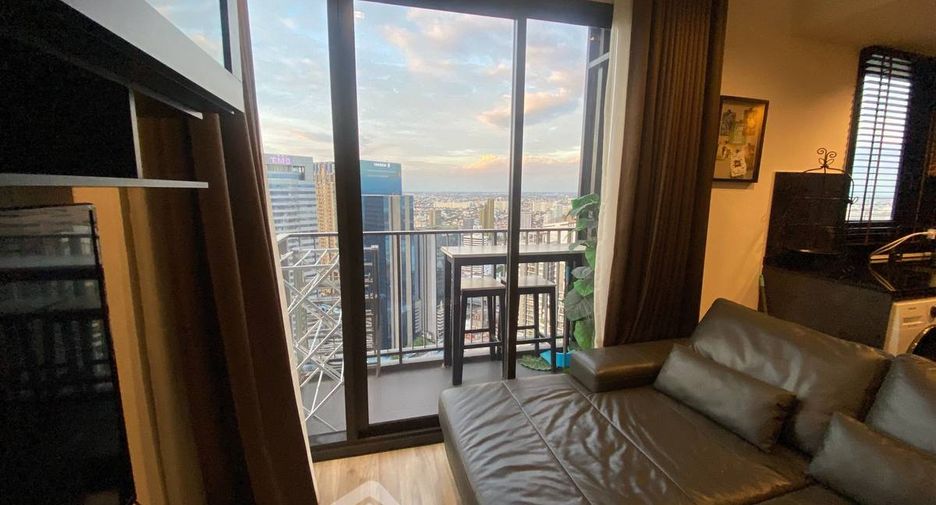 For sale 2 bedrooms condo in Chatuchak, Bangkok