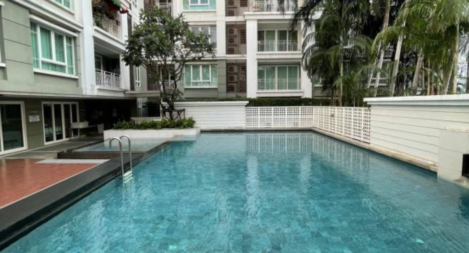Condo en venta de 2 habitaciones en Khlong San, Bangkok