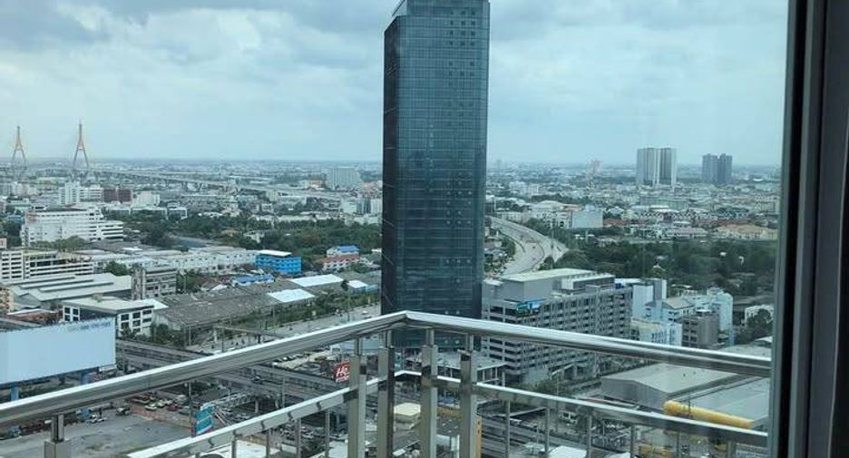 For sale 2 bedrooms condo in Yan Nawa, Bangkok