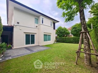 For sale 3 bedrooms house in Bang Phli, Samut Prakan