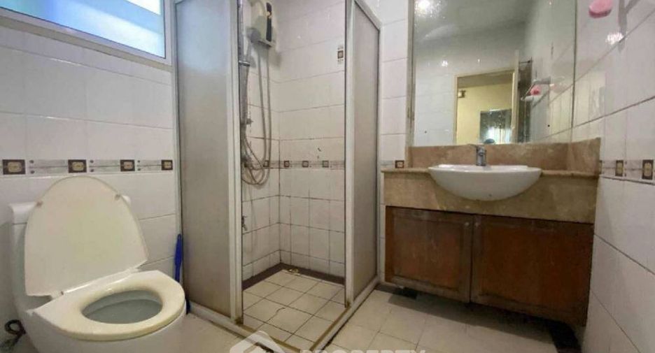 For sale 3 ベッドルーム house in Lat Krabang, Bangkok
