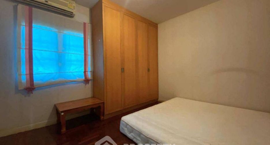 For sale 3 ベッドルーム house in Lat Krabang, Bangkok