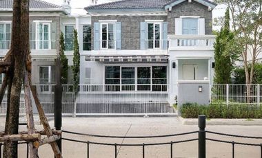 Casa en alquiler y en venta de 3 habitaciones en Prawet, Bangkok