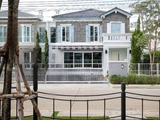 Casa en alquiler y en venta de 3 habitaciones en Prawet, Bangkok
