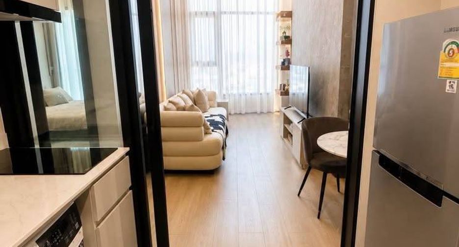 À louer et à vendre 2 chambres condo à Huai Khwang, Bangkok