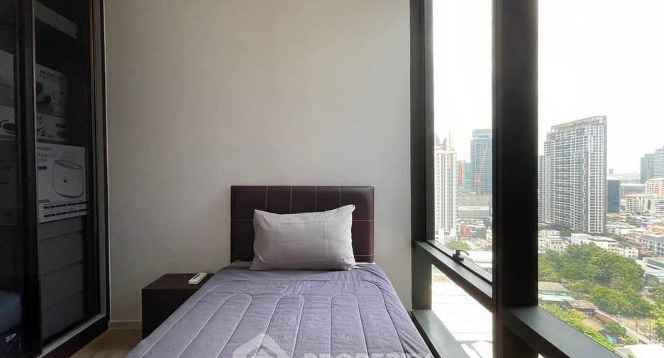 À louer et à vendre 2 chambres condo à Bang Rak, Bangkok