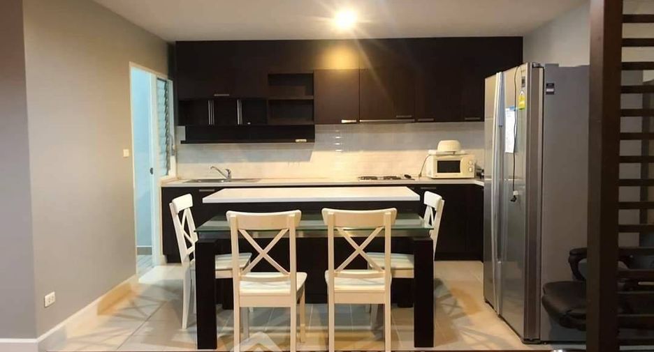 Wohnung zum Kauf mit 2 Zimmer in Yan Nawa, Bangkok