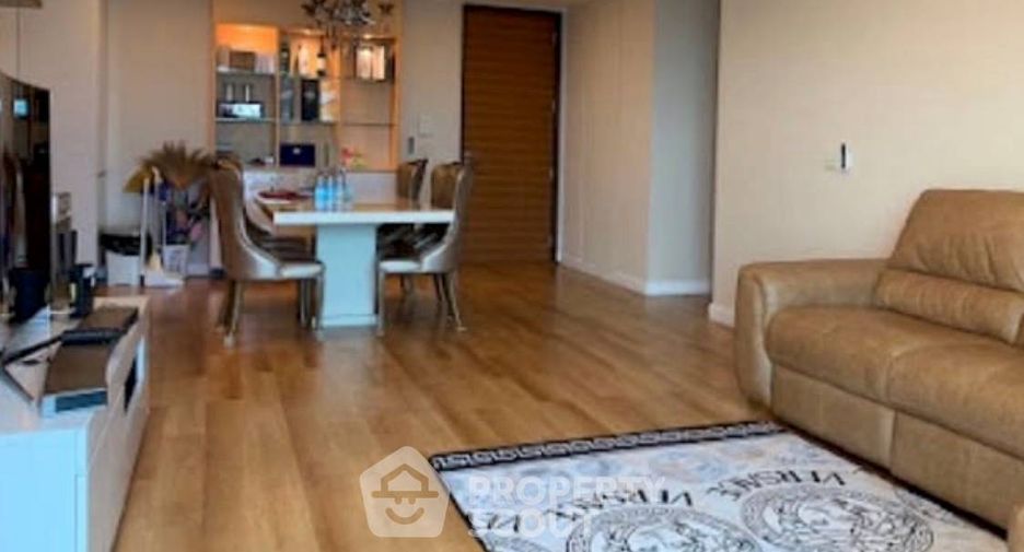 Condo en venta de 3 habitaciones en Sathon, Bangkok