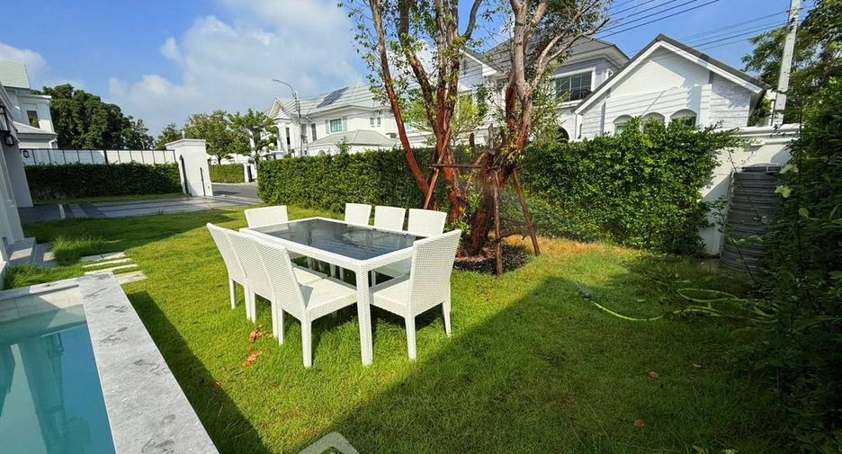 For rent and for sale 4 bedrooms house in Lat Krabang, Bangkok