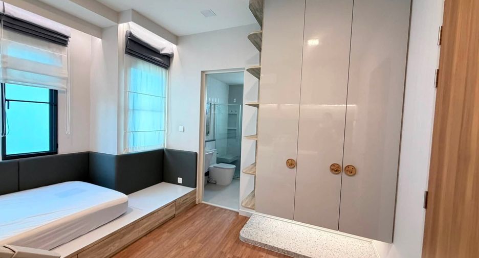 For rent 4 bedrooms house in Bang Phli, Samut Prakan