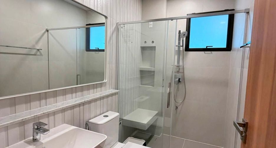 For rent 4 bedrooms house in Bang Phli, Samut Prakan
