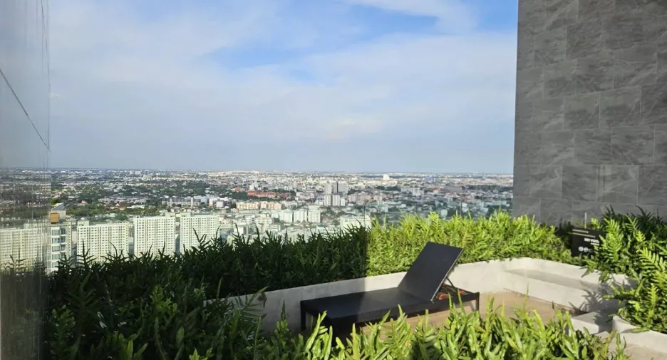 Condo en venta y en alquiler de 2 habitaciones en Watthana, Bangkok