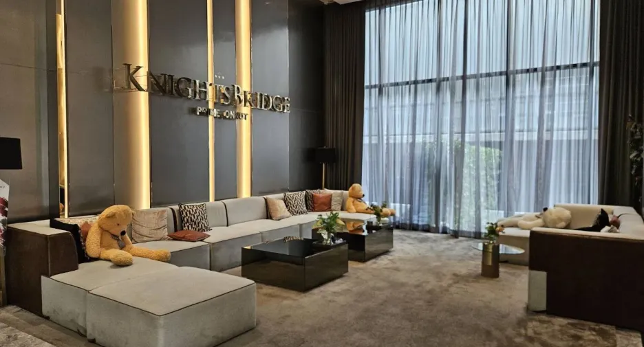 Condo en venta y en alquiler de 2 habitaciones en Watthana, Bangkok