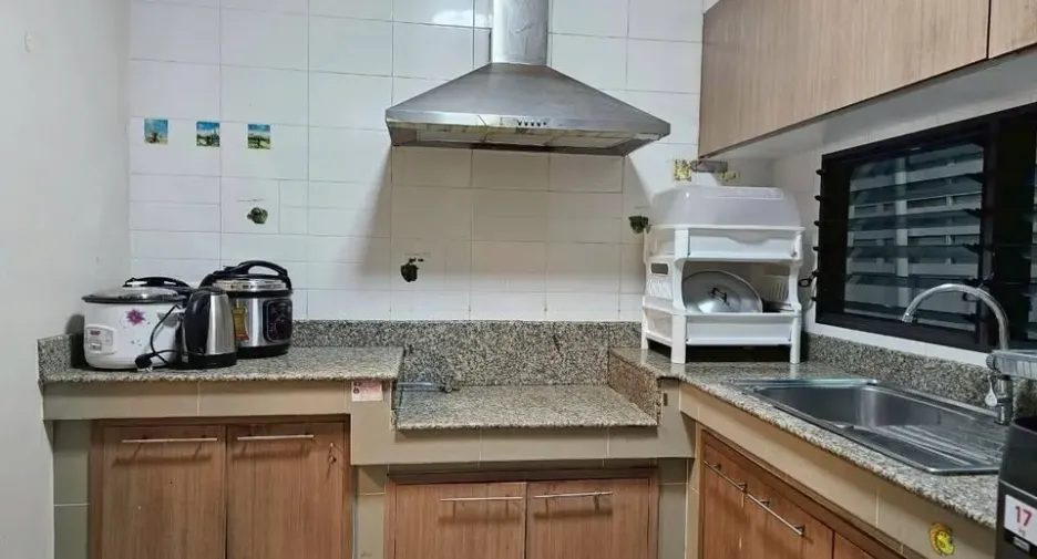 Продажа 6 спальни дом в Саи Маи, Бангкок