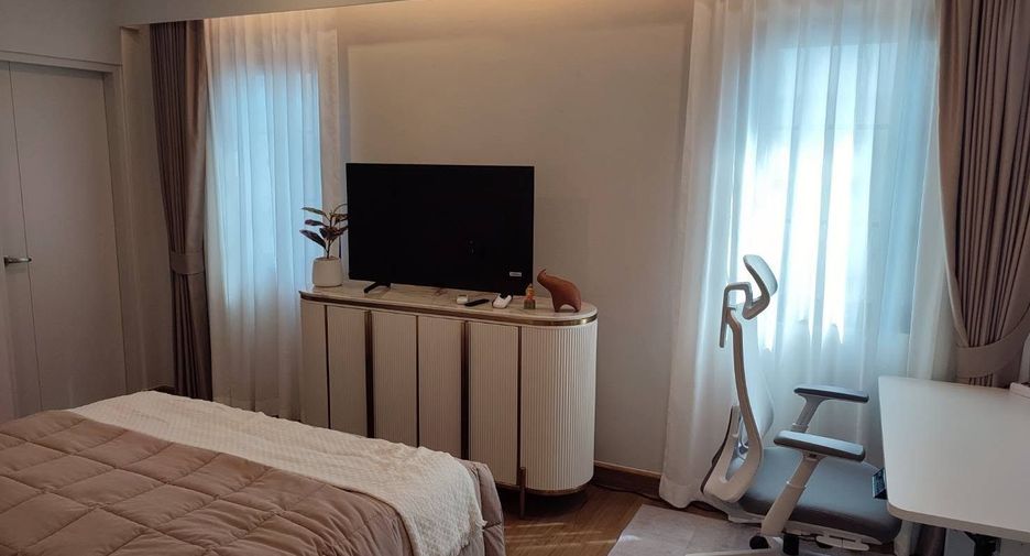 Haus zur Miete mit 4 Zimmer in Bang Phli, Samut Prakan