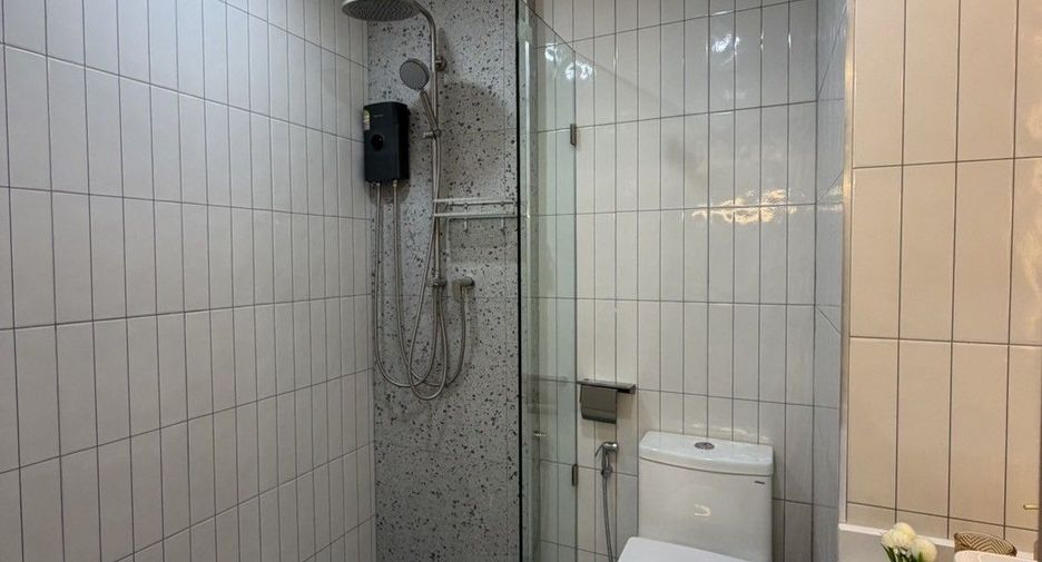 For sale studio condo in Bang Lamung, Chonburi