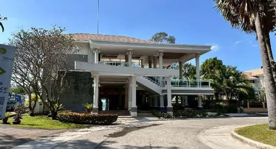 出租 和 出售 4 卧室 别墅 在 Na Chom Thian, 芭提雅