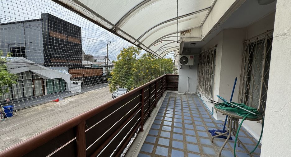 ขาย 2 ห้องนอน คอนโด ใน สวนหลวง, กรุงเทพฯ