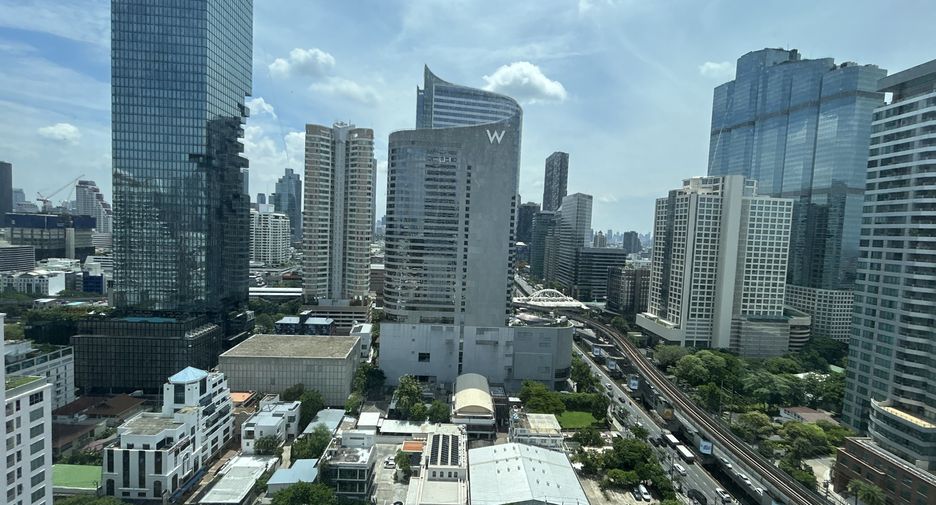 Condo en venta de 3 habitaciones en Sathon, Bangkok