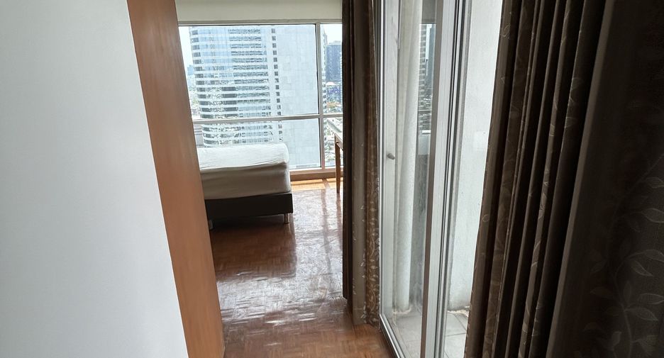 Condo en venta de 3 habitaciones en Sathon, Bangkok