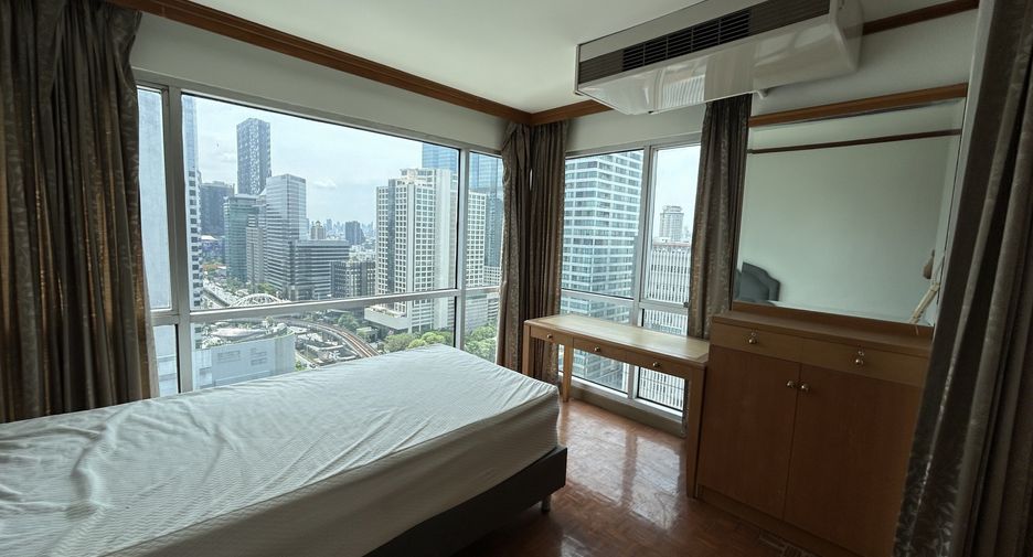Condo en venta de 3 habitaciones en Sathon, Bangkok