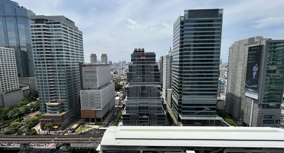 Condo en venta de 3 habitaciones en Sathon, Bangkok