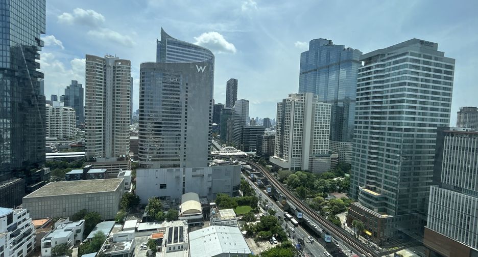 Condo en venta de 3 habitaciones en Sathon, Bangkok