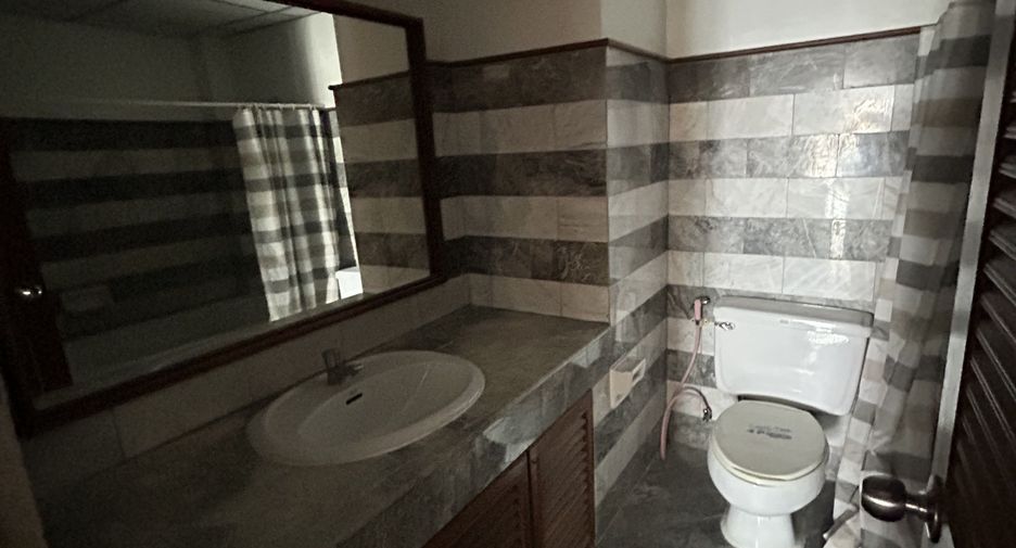 Condo en venta de 3 habitaciones en Sathon, Bangkok