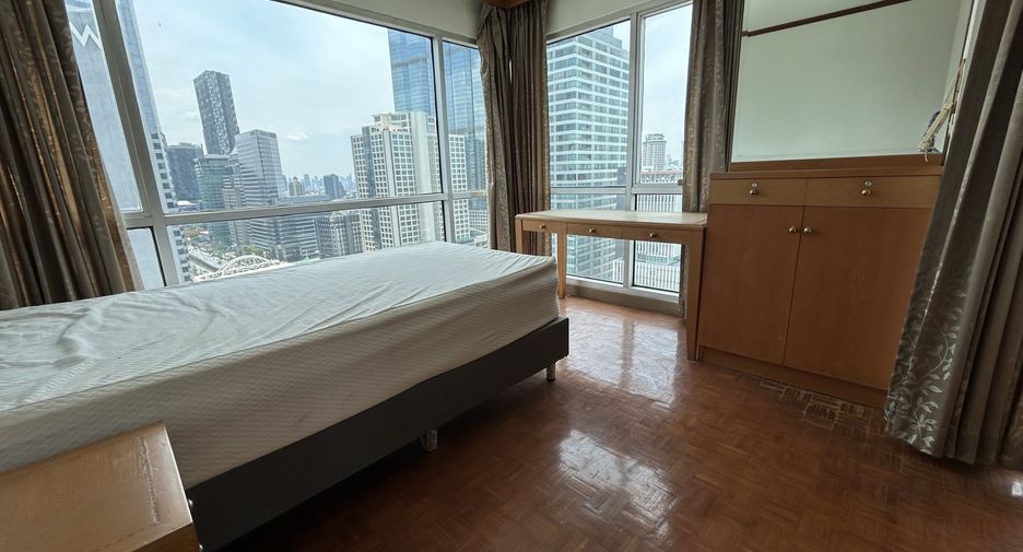Condo en venta de 3 habitaciones en Sathon, Bangkok