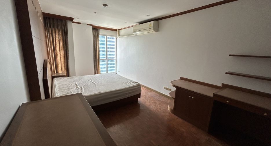 Condo en venta de 3 habitaciones en Sathon, Bangkok